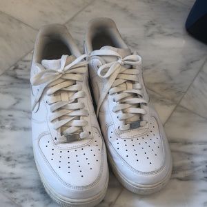 Nike Air AF1 - Like New Condition